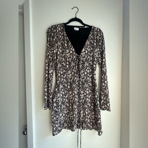 Le Lis Black and Cream Floral Long Sleeve Dress